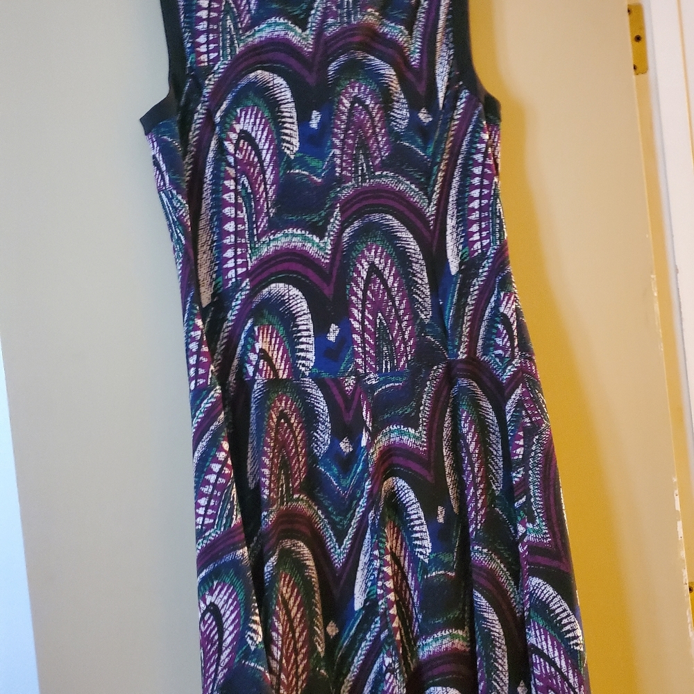 Dress - Picture 2 of 2